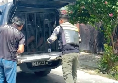 Filho ameaça matar a mãe e é pego por policial disfarçado de mototáxi em Manaus; vídeo