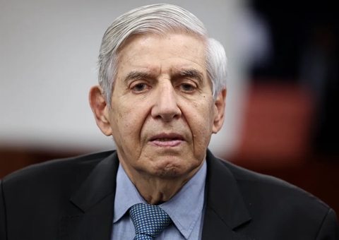 Preso por trama golpista, Augusto Heleno diz conviver com Alzheimer desde 2018