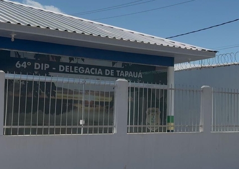 Mulher é presa ao tentar levar drogas para detento em delegacia no Amazonas