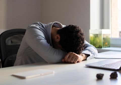 Fim do ano acelera cansaço mental e aumenta lapsos de memória, dizem especialistas