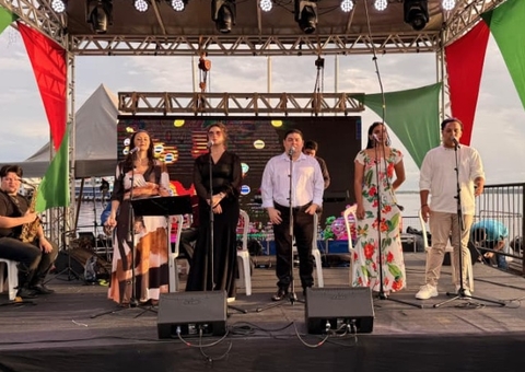 Manaus dá início à temporada de concertos natalinos com show gratuito na Ponta Negra