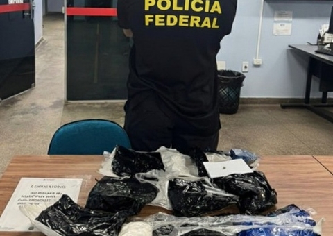 PF apreende adolescente transportando cocaína no corpo em aeroporto do Amazonas