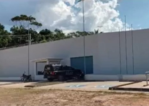 AO VIVO: Véspera de Natal e detentos de Maués empreendem fuga