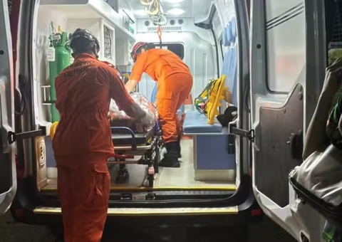 Casal de pescadores sobrevive após ficar à deriva por 3 horas no rio Solimões