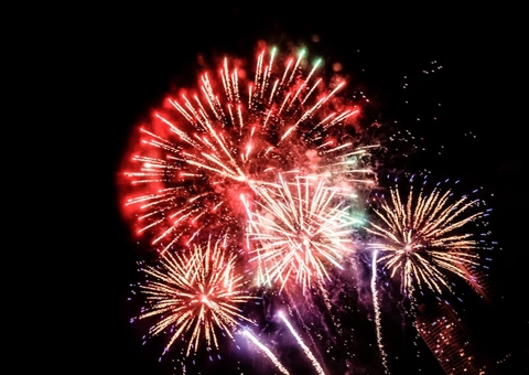 Ano Novo começa pelo mundo; veja quais países já celebram chegada de 2026