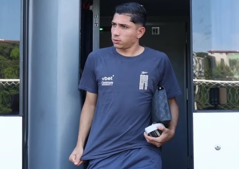 Crise na Venezuela impede retorno de Savarino à reapresentação do Botafogo