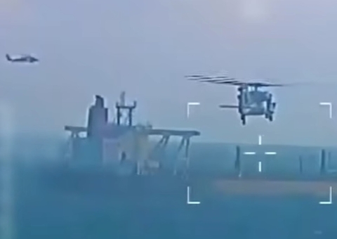 Petroleiros venezuelanos rompem bloqueio dos EUA após captura de Maduro