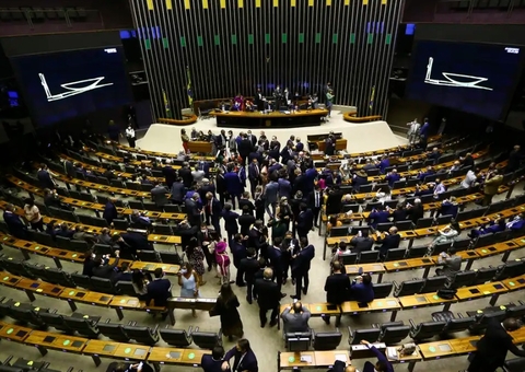 Câmara dos Deputados lança concurso com vagas em Brasília; veja como se inscrever