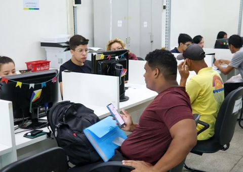 Sine Amazonas divulga 111 vagas de emprego para esta sexta-feira