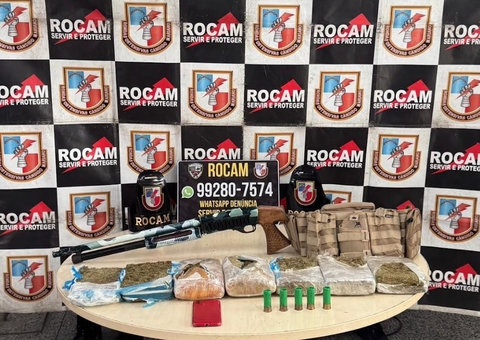 Homem tenta fugir, mas é preso com espingarda e maconha na Compensa