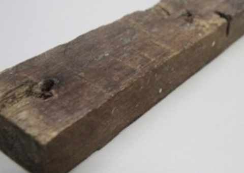 Criança acerta bolada em homem e acaba espancada com golpes de madeira no Amazonas