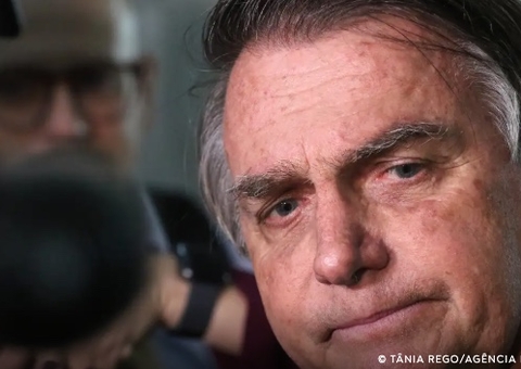 Moraes autoriza transferência de Bolsonaro para Papudinha