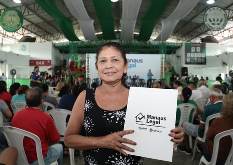 Prefeitura de Manaus entrega 750 registros de imóveis no bairro São Lázaro