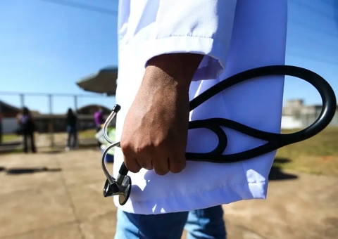 Enamed aponta desempenho ruim e MEC pune 30% dos cursos de Medicina