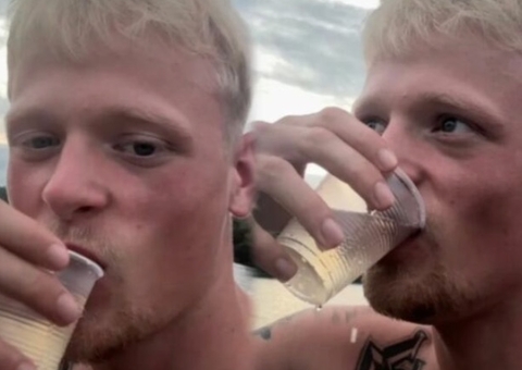 Gringo choca web ao beber água direto do Rio Negro em Manaus; vídeo