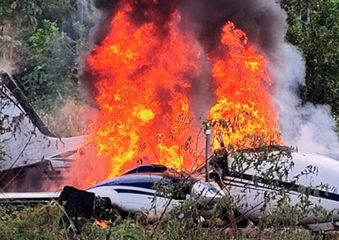 Operação Brasil-Peru destrói aviões do narcotráfico na Amazônia