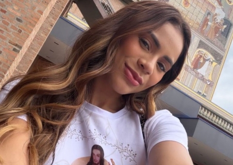 "Fiquei extremamente doente": Lexa expõe bastidores do Carnaval 