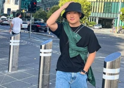 De pijama, piloto da F1 conta que quase foi deportado antes do GP americano