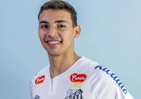 Santos anuncia a contratação de Deivid Washington