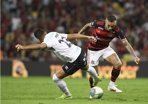Everton Cebolinha sofre lesão no quadril e desfalca Flamengo