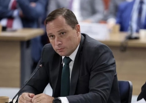 Validade de delação de Cid deve ser discutida no STF em julgamento de réus, avaliam ministros