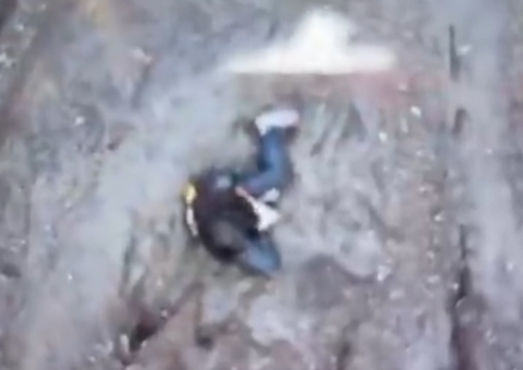 Brasileira cai em vulcão na Indonésia e espera resgate há mais de 12 horas