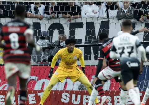 Corinthians paga multa de Hugo Souza ao Flamengo; veja valores