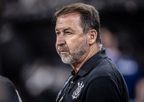 Conselho marca votação do impeachment de Augusto Melo no Corinthians