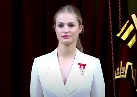 Fotógrafo relata como flagrou beijo da futura rainha da Espanha com affair em Salvador