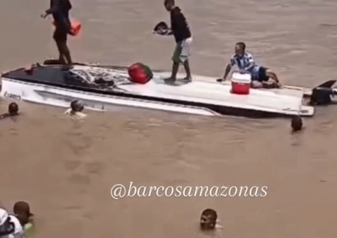 Lancha naufraga no Rio Solimões; todos os passageiros são resgatados ilesos