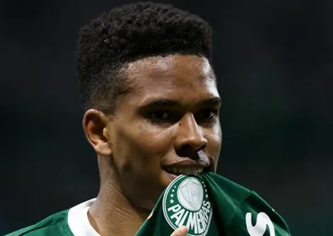 Com dois de Estêvão, Palmeiras vence Ceará e avança às oitavas da Copa do Brasil