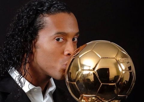 Ronaldinho Gaúcho entregará Bola de Ouro hoje, em Paris