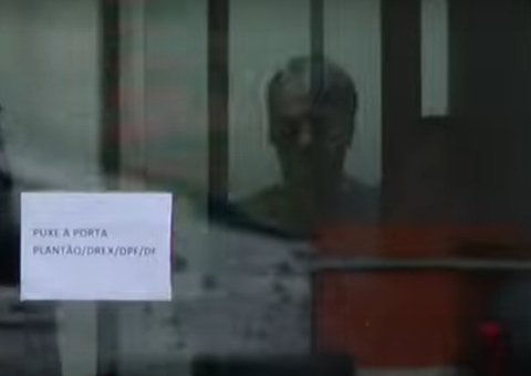 Comida de casa e rotina rígida: como foram as primeiras horas de Bolsonaro na PF