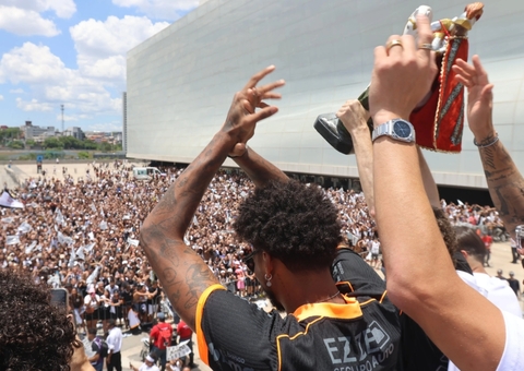 Hugo garante permanência no Corinthians em 2026: 'Pelo menos até a Copa'