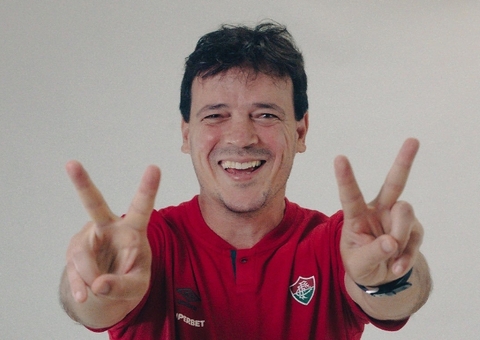 Fluminense anuncia renovação de Fernando Diniz até o fim de 2025