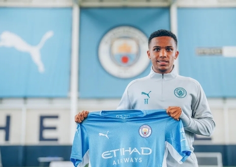 Joia do Manchester City entra no radar do Athletico-PR