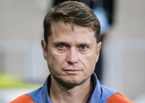 Fernando Seabra deixa o comando do Cruzeiro