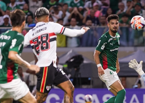 Palmeiras vence o São Paulo por 3 a 1 e assume a liderança do Paulistão