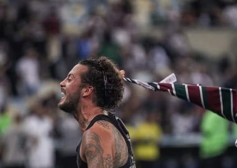 Flu vence Vasco de virada com gol contra de Vegetti e 'pintura' de Guga