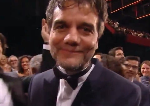 Wagner Moura comemora prêmios em Cannes: 'Brasil é o país da cultura'