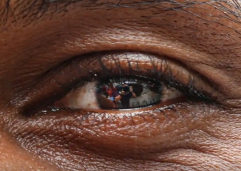 Governo suspende projeto de escaneamento de íris no Brasil após polêmica