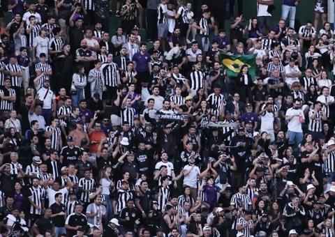 Ceará só empata com o Guarani, mas consegue o retorno à Série A