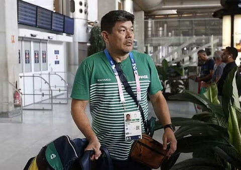 Brasileiro cai no banheiro da Vila Olímpica e leva 18 pontos nas costas