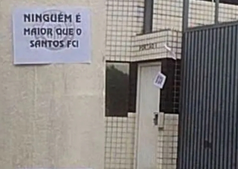 Organizada se manifesta após polêmica com Neymar; entenda