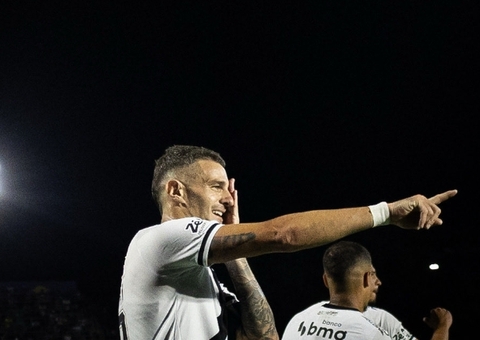 Vegetti volta a marcar após 2 meses e Vasco vence Bragantino fora de casa