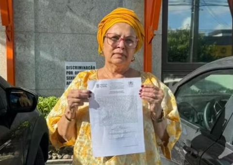Mãe de Santo processa motorista por racismo e é acusada de intolerância