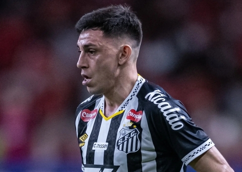 Escobar sofre lesão muscular e deve desfalcar o Santos na temporada