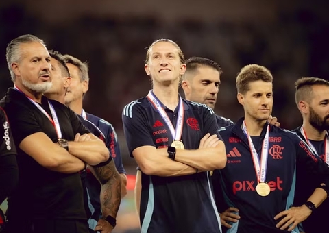 Salário de Filipe Luís lhe transforma no treinador mais bem pago do Brasil