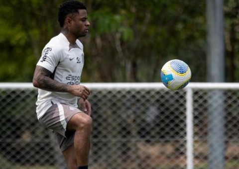 Corinthians pensa em negociar Palacios com chegada de lateral argentino