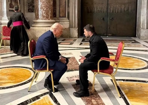 Trump e Zelensky se encontram no Vaticano antes do funeral do Papa Francisco